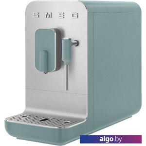 Эспрессо кофемашина Smeg BCC02EGMEU