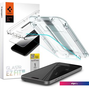 Защитное стекло Spigen Glass TR EZ Fit для iPhone 15 AGL06907