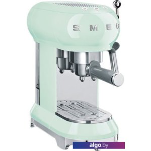 Рожковая кофеварка Smeg ECF01PGEU